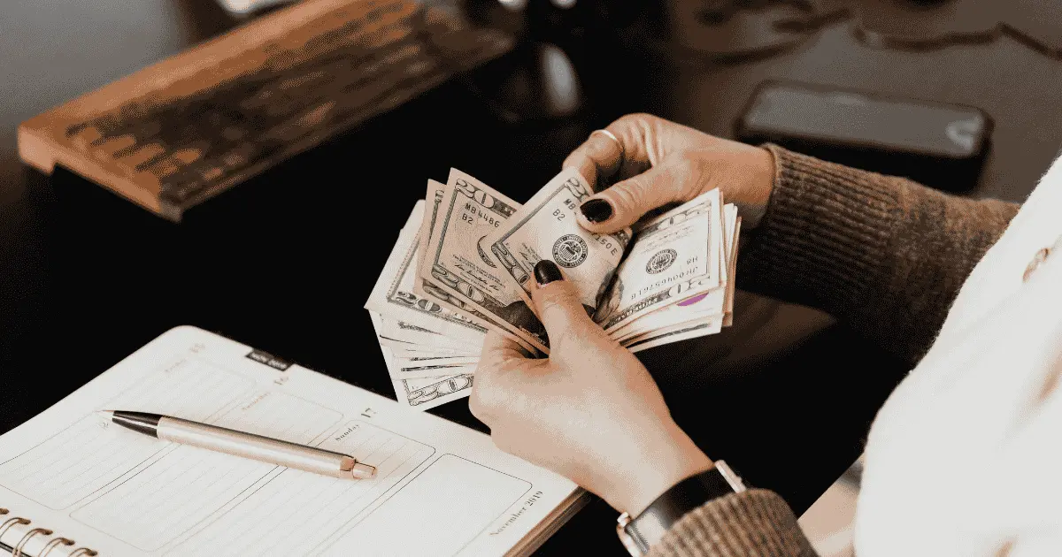 How to Start Saving Money: 7 Practical Tips for Beginners